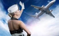 Девушка на фоне неба с самолетом