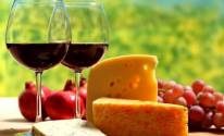 Гранат, вино, стол, сыр