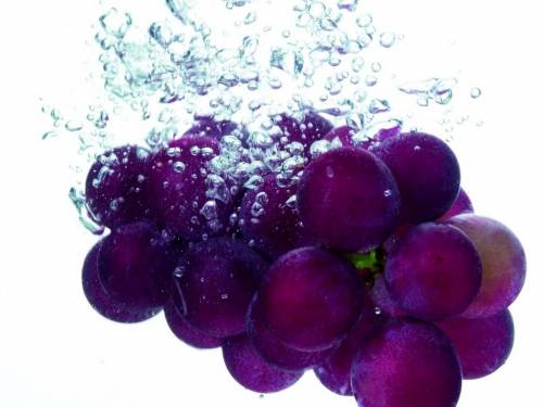 Фиолетовый виноград - Еда