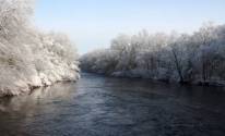 Река, деревья, зима