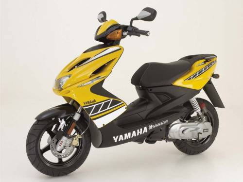 Cкутер Ямаха - Мотоциклы