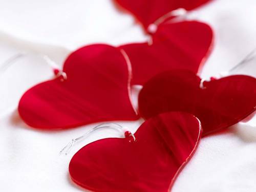 Красные сердечки - Любовь