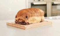 Собака в виде хлеба
