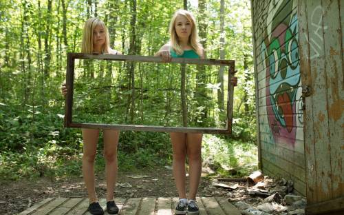 Прозрачная картина, девушки, лес - Креативные
