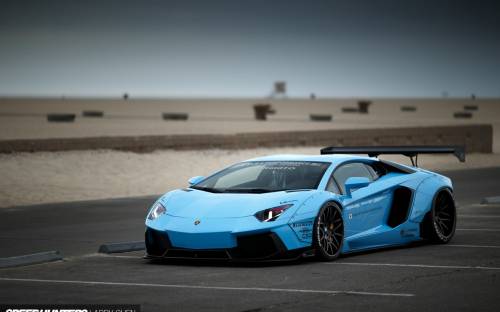 Lamborghini Aventador - Автомобили