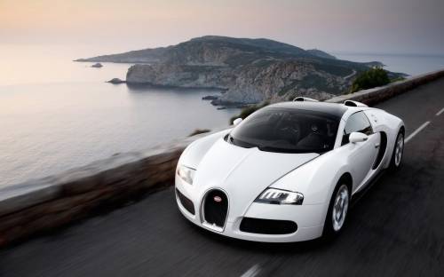 Белая Bugatti Veyron - Автомобили