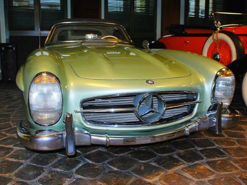 Mercedes Benz 300 SL - Автомобили