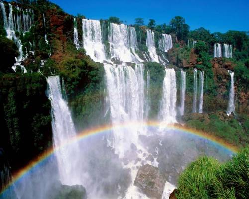 Радуга на фоне водопада - Водопады